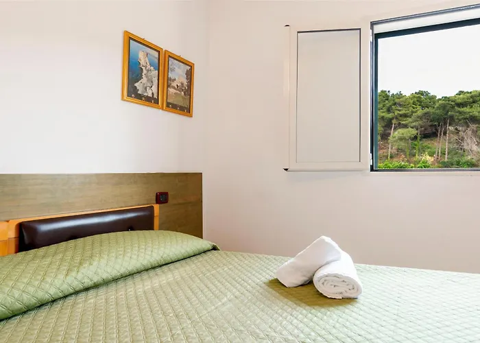 Atenaion 公寓 奥特朗托