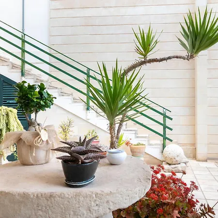 Atenaion Apartment
