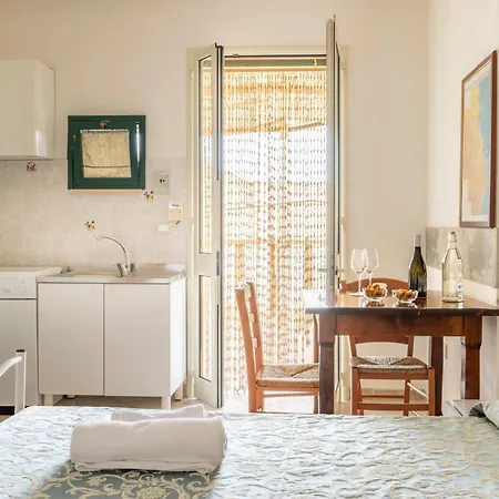 Appartement Atenaion *