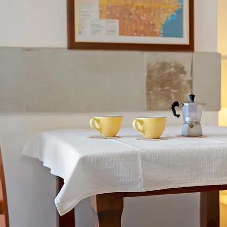 Atenaion Appartement