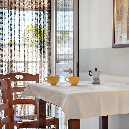 Appartement Atenaion *